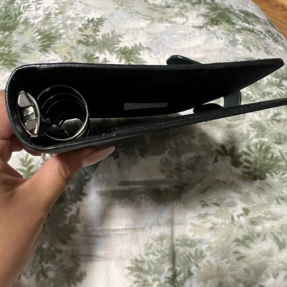 Louis Vuitton MM Graphite Agenda - Picture 5 of 12